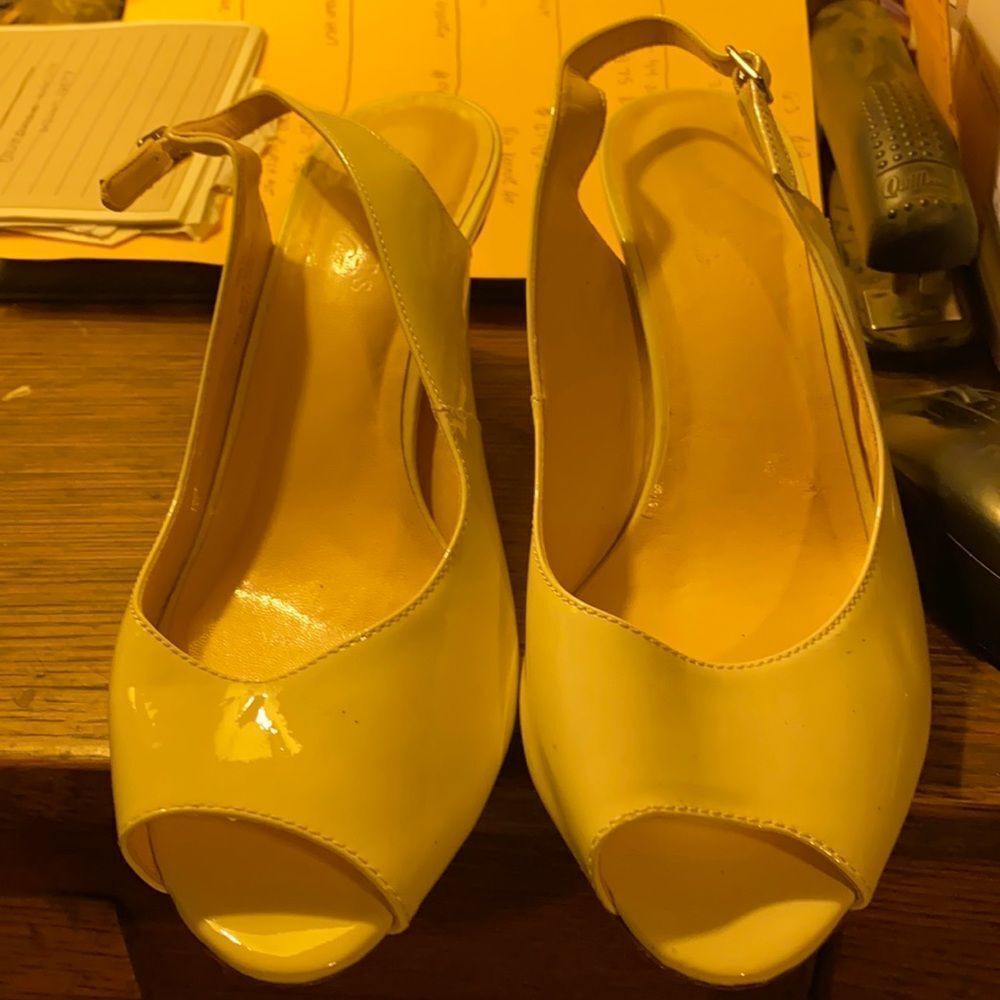 Talbots tan sling backs sz. 9.5